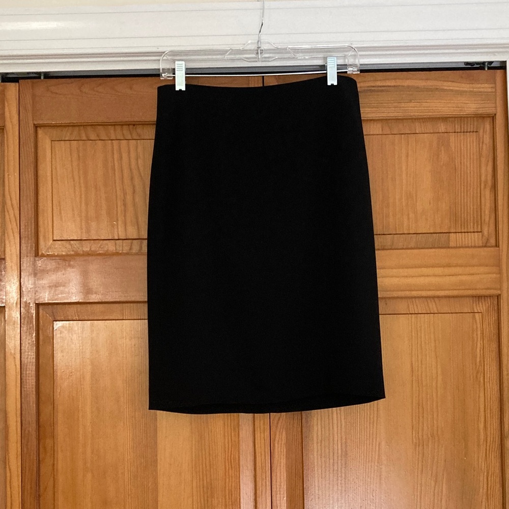 Talbots Classic Crepe Black Pencil Skirt Fully lined